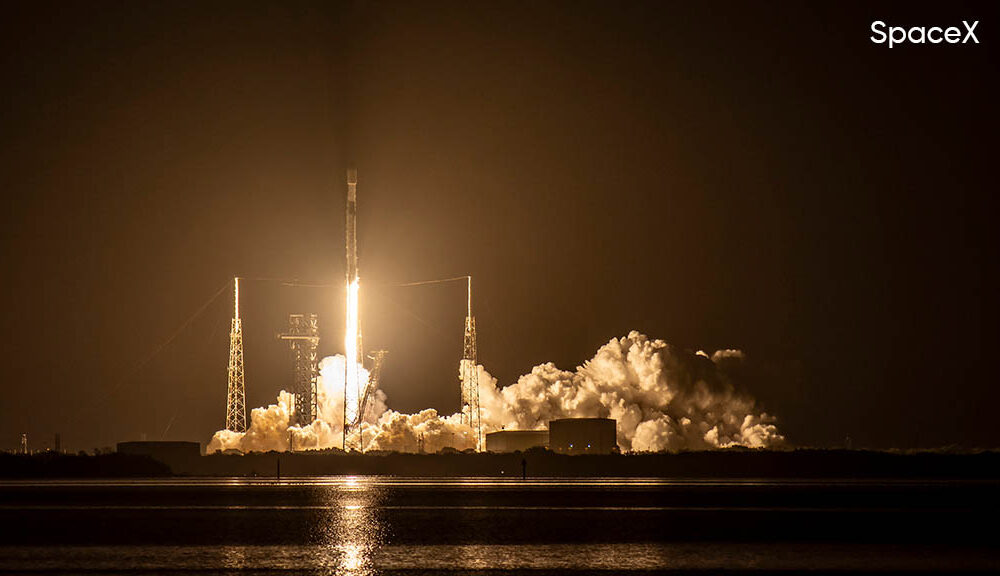 SpaceX Falcon 9 Liftoff