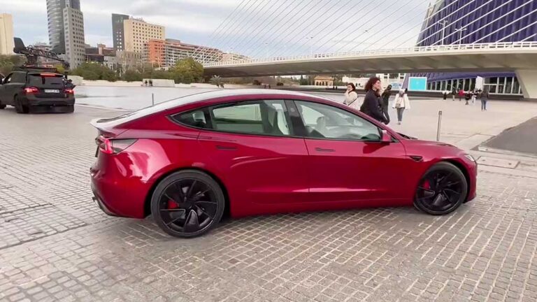 First look Tesla Model 3 Performance (Ludicrous)