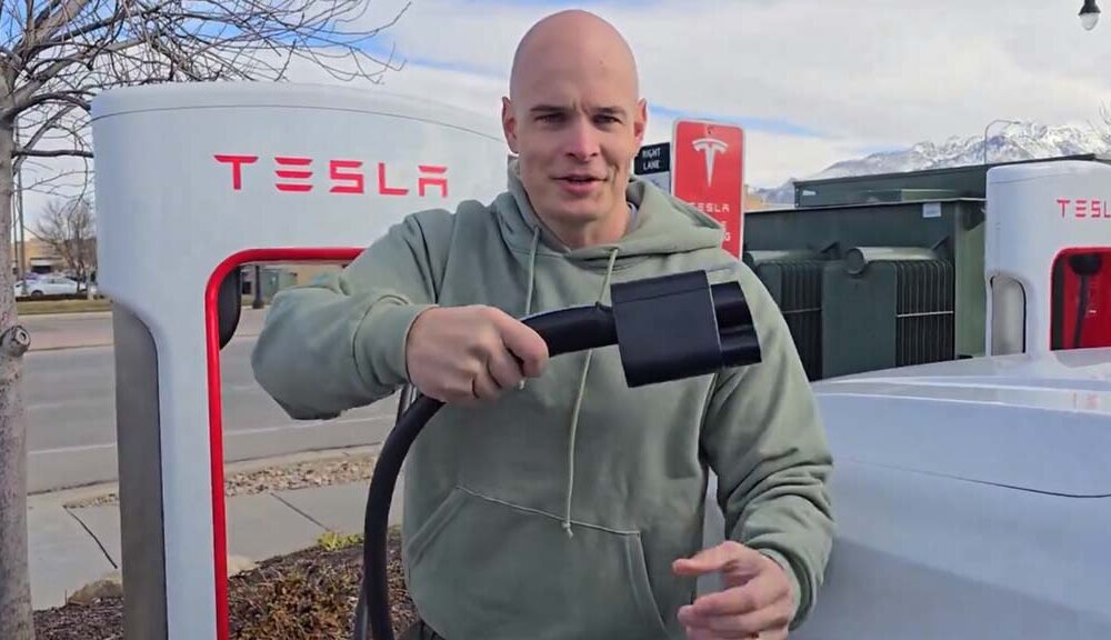 Review Ford Tesla NACS adapter by JerryRigEverything