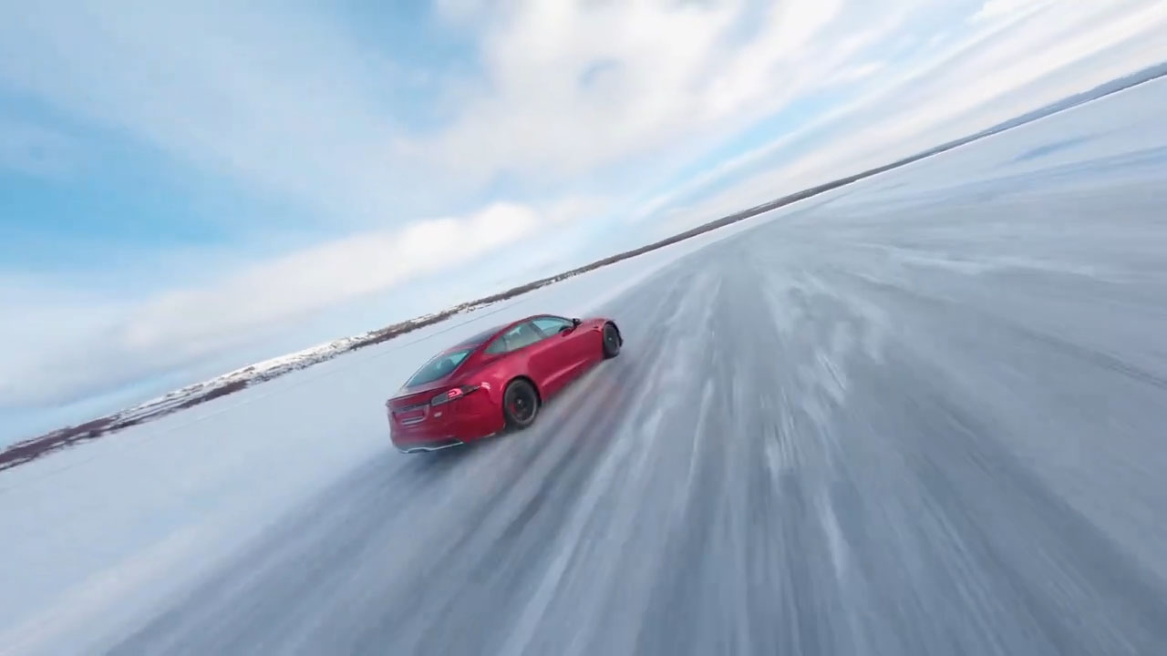 Tesla Track Mode Demonstration on a Frozen Lake in Norway
