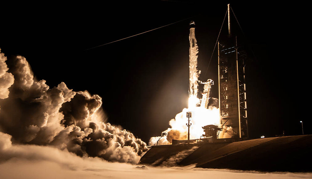 SpaceX Falcon 9 Liftoff