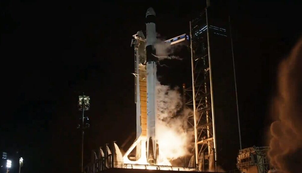 SpaceX Falcon 9 Liftoff