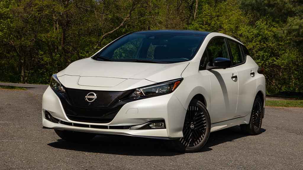 2025 Nissan LEAF