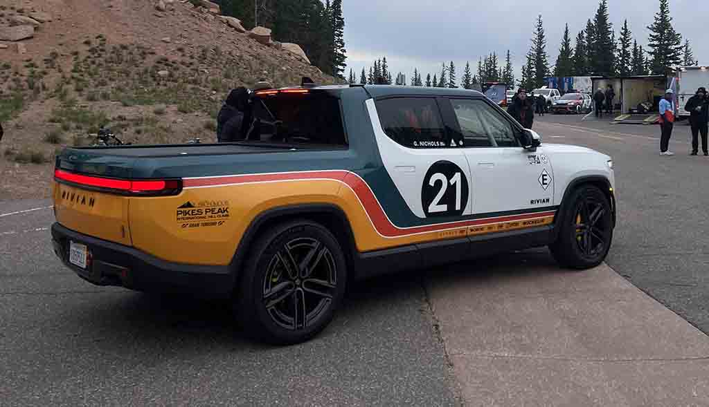 Rivian R1T Pikes Peak