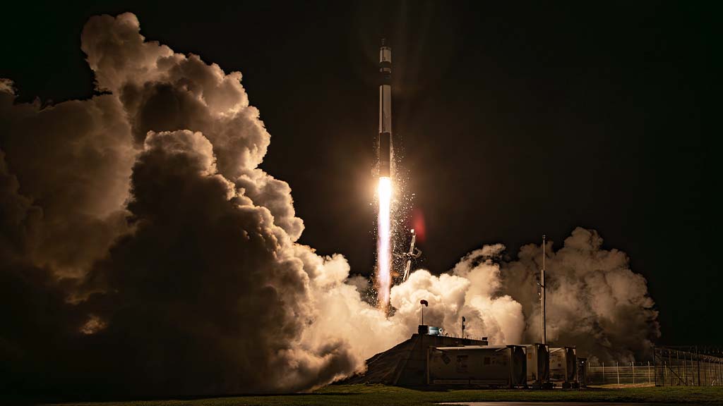 Rocket Lab Electron Liftoff