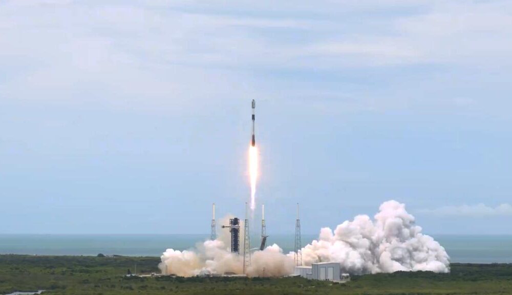 SpaceX Falcon 9 Liftoff from Space Launch Complex 40 at Cape Canaveral Space Force Station in Florida