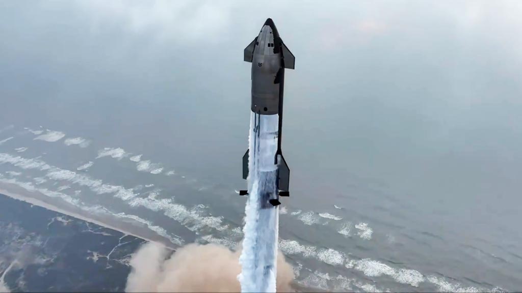SpaceX Starship Test Flight 4 lifting off