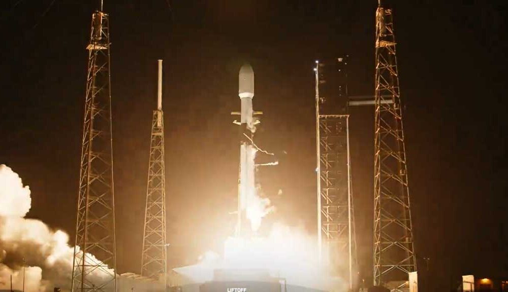 Falcon 9 lift off from Space Launch Complex 40 at Cape Canaveral Space Force Station in Florida