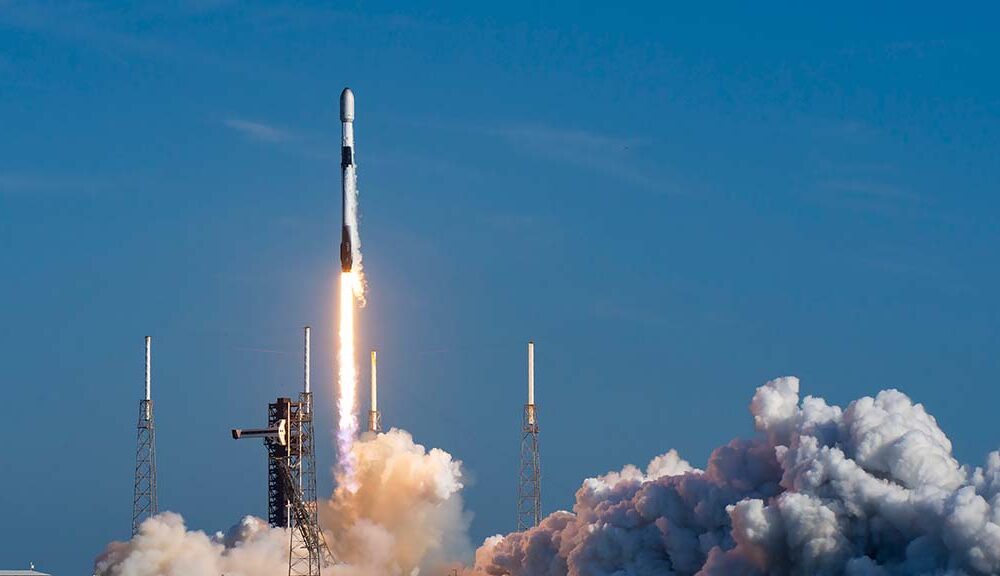 SpaceX Falcon 9 Lifting Off from Space Launch Complex 40 at Cape Canaveral Space Force Station in Florida