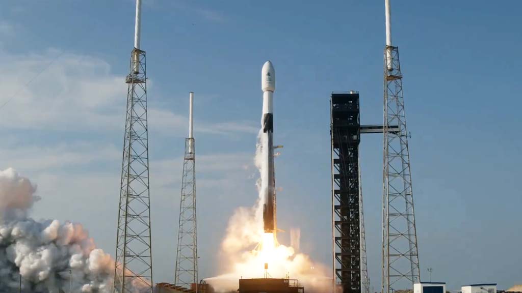 SpaceX Falcon 9 Lifting off with WorldView Legion Satellites Payload