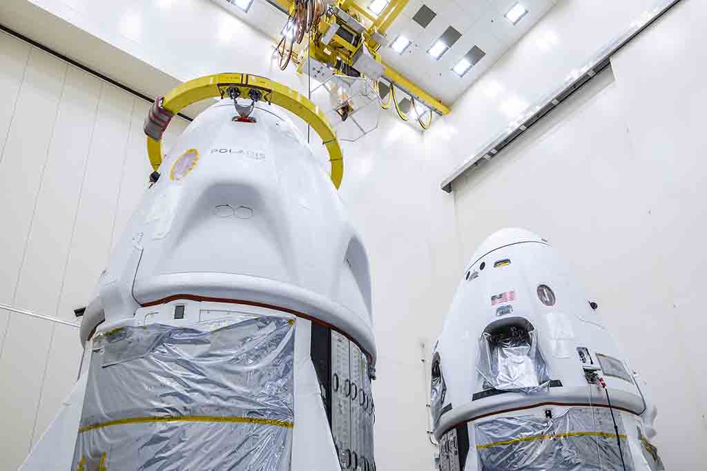 SpaceX Dragon Spacecraft for Polaris Dawn and Crew-9 missions