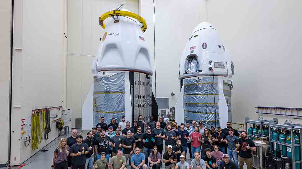 SpaceX Double Dragon Spacecraft