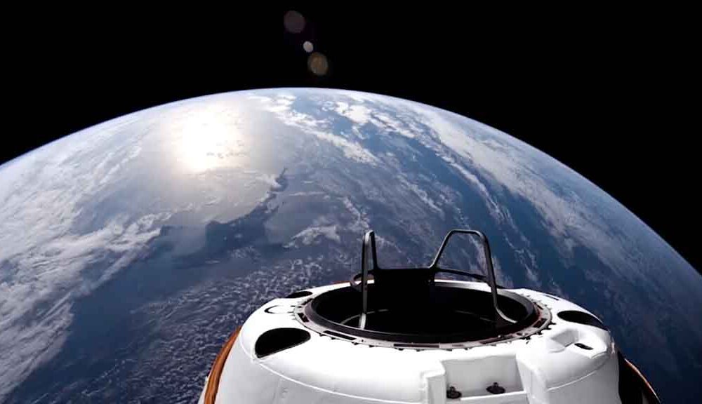 Polaris Dawn SpaceX Dragon Spacecraft at 1,400 km above Earth