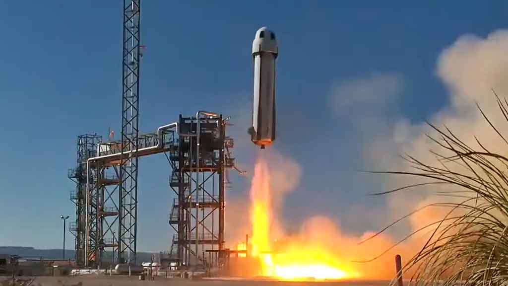 Blue Origin New Shepard Lifting Off