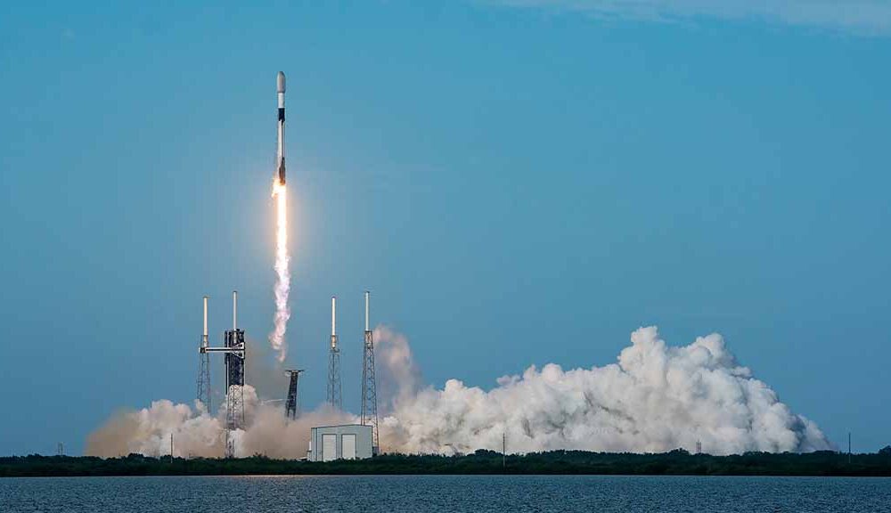 SpaceX Falcon 9 lifting off from Space Launch Complex 40 at Cape Canaveral Space Force Station in Florida