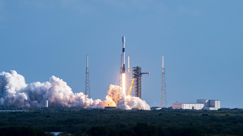 SpaceX Falcon 9 Liftoff