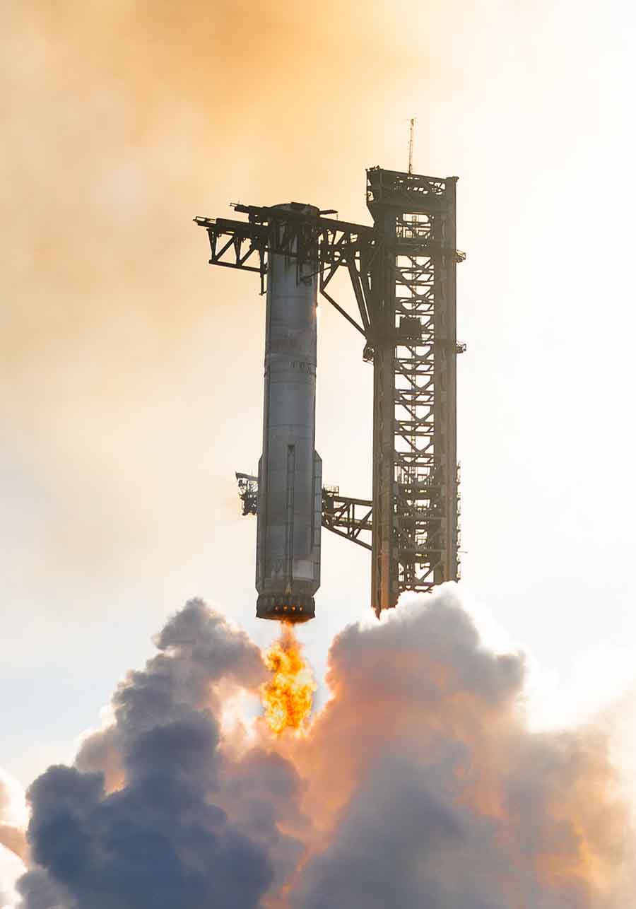 SpaceX Super Heavy Booster Catch